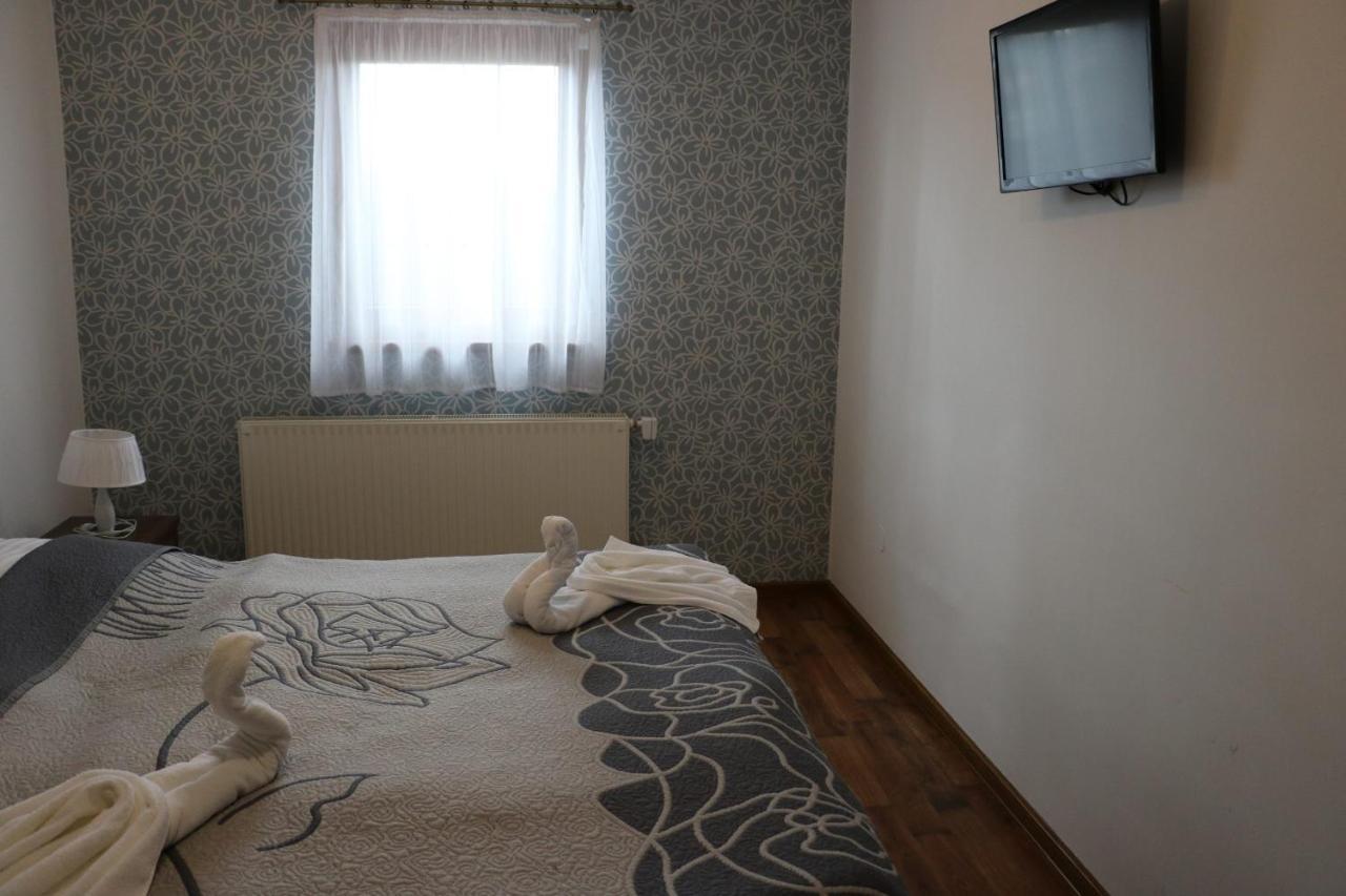 Penzion Anesis - Studia Turčianske Teplice Dış mekan fotoğraf